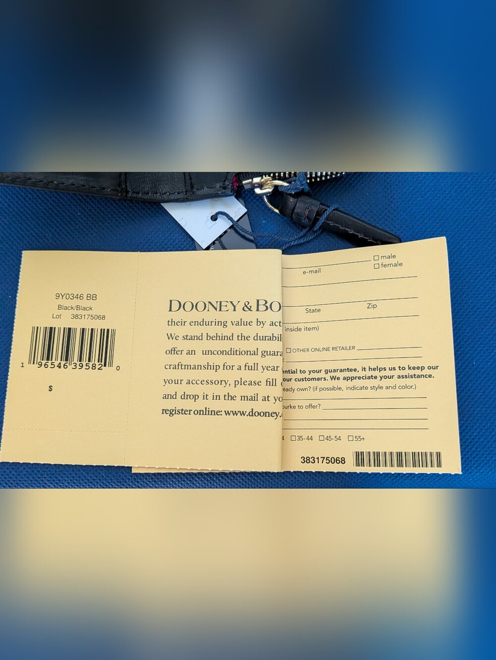 NWT! Dooney & Bourke Florentine Zip Credit Card Wallet in BLACK - Picture 6 of 7